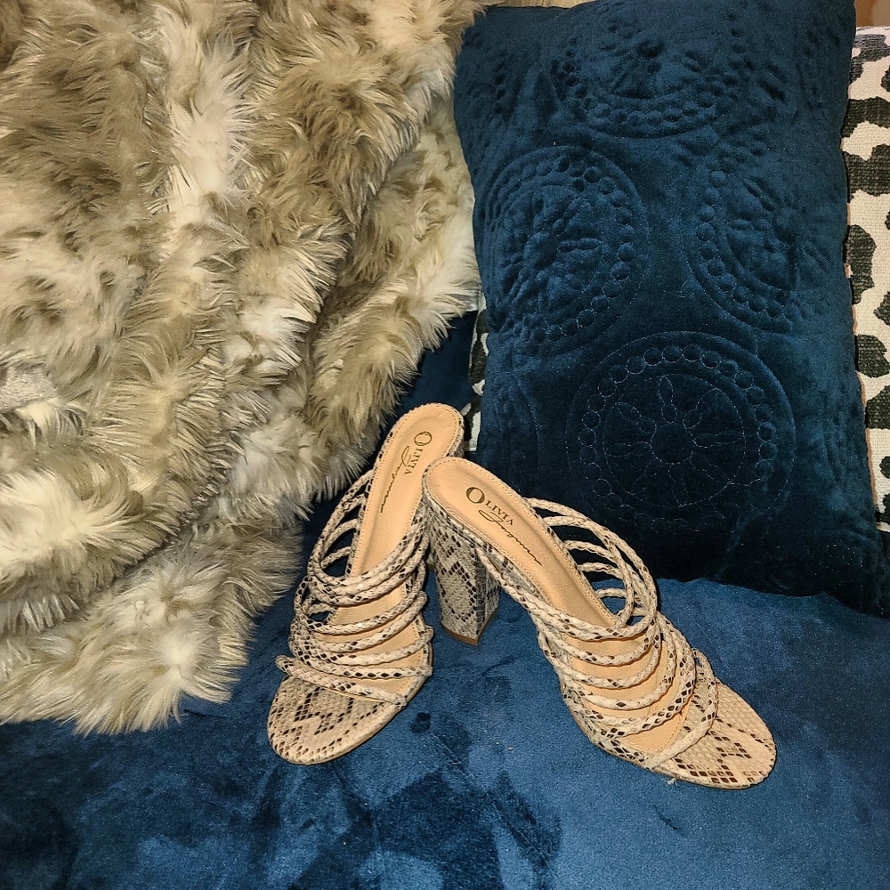 Boutique Brand snakeskin heels SOLD
